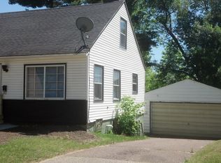 1945 Cleveland St, Eau Claire, WI 54703