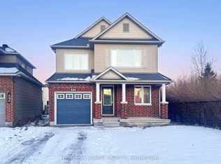 322 Brettonwood Rdg, Ottawa, ON K2T 0H8