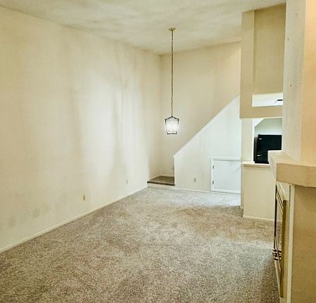 4th image of 60 Wentworth Road