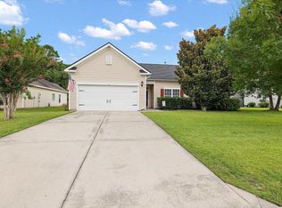 7481 Hawks Cir, Hanahan, SC 29410