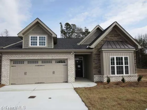 230 Collingswood Dr, Winston Salem, NC 27127