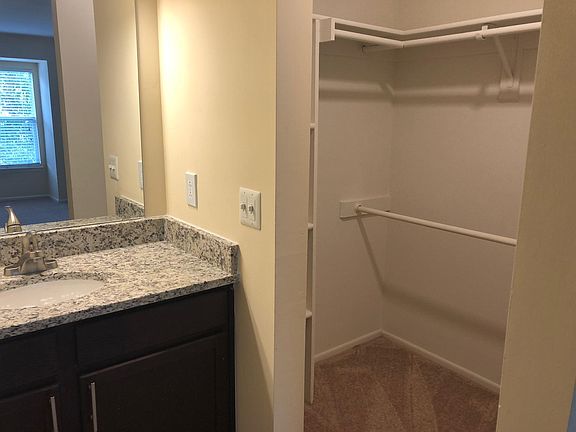 3rd image of 377 Reflections Dr APT 304