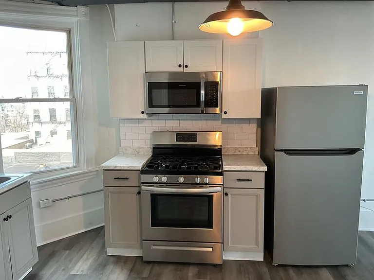 4539 Montgomery Rd #2 — Photo 5