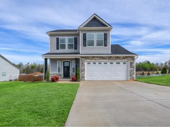 160 Thorn Creek Dr, Gaffney, SC 29341