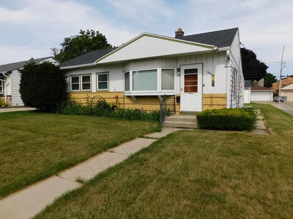 4552 South 1st STREET, Milwaukee, WI 53207