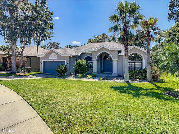 4th image of 12306R Woodlands Cir