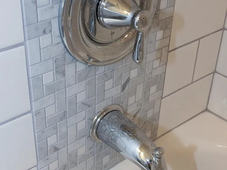 415 S Revena Blvd — Photo 16