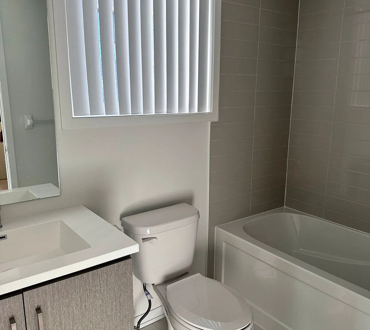 3 bed, $3,300 — Photo 2