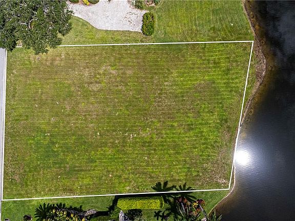5th image of 13056 Bald Cypress LN