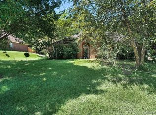 391 Fallon Ct, Deatsville, AL 36022