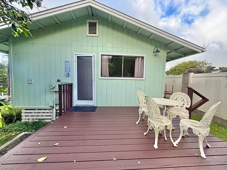48 Ihe Pl — Photo 18