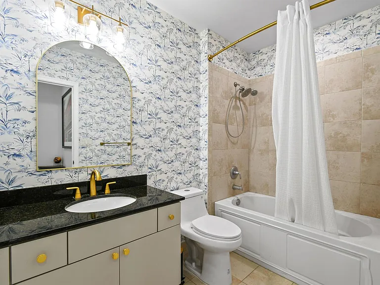 3940 N Flagler Dr #206 — Photo 17
