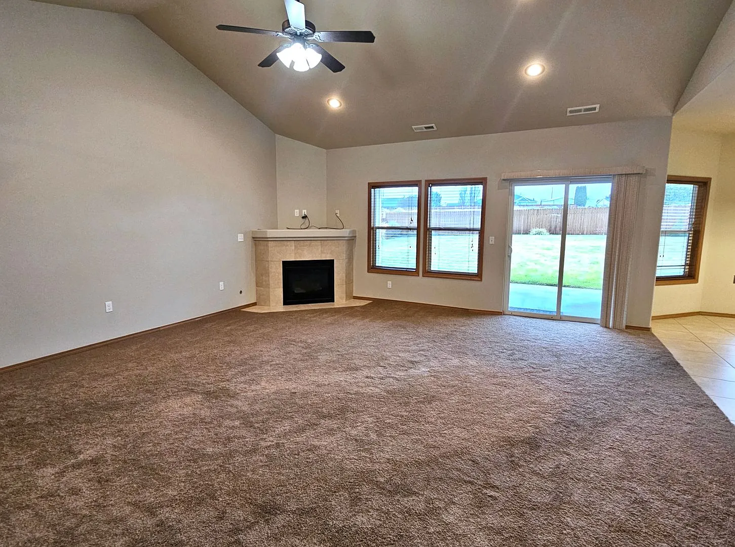 *360 Tour Available* West Richland Home With Fireplace & Fenced Backyard — Photo 4