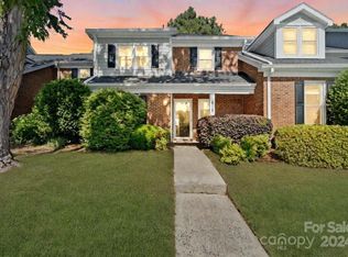 9119 Kings Canyon Dr, Charlotte, NC 28210