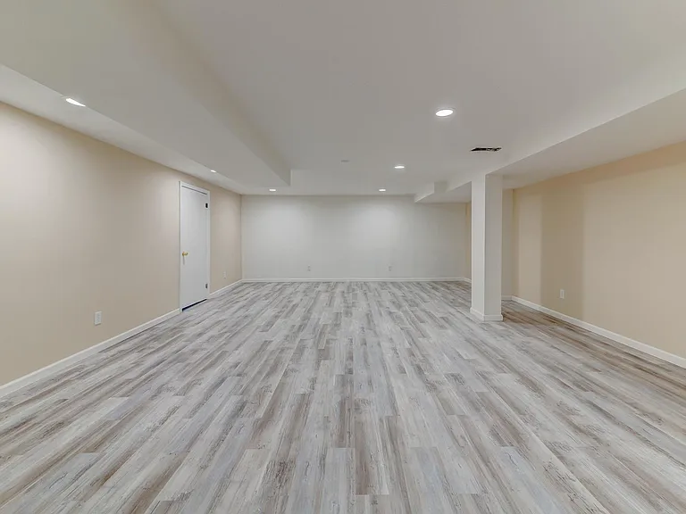 814 Fernview Dr — Photo 41