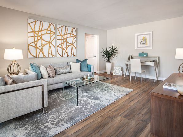 19 Petunia Dr #14-2D
