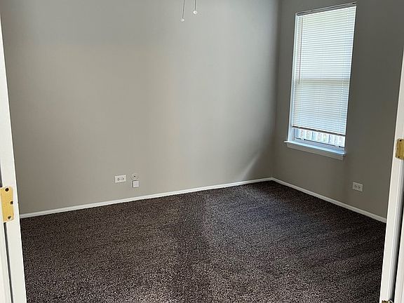 4th image of 285 Green Knoll Ln #0
