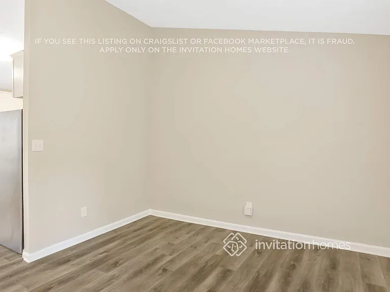 3920 Wood Path Ln — Photo 5