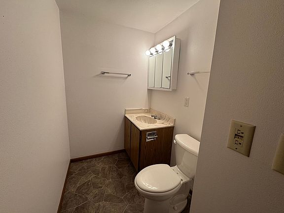 3rd image of 205-207 Westgate Ave #205-207-205