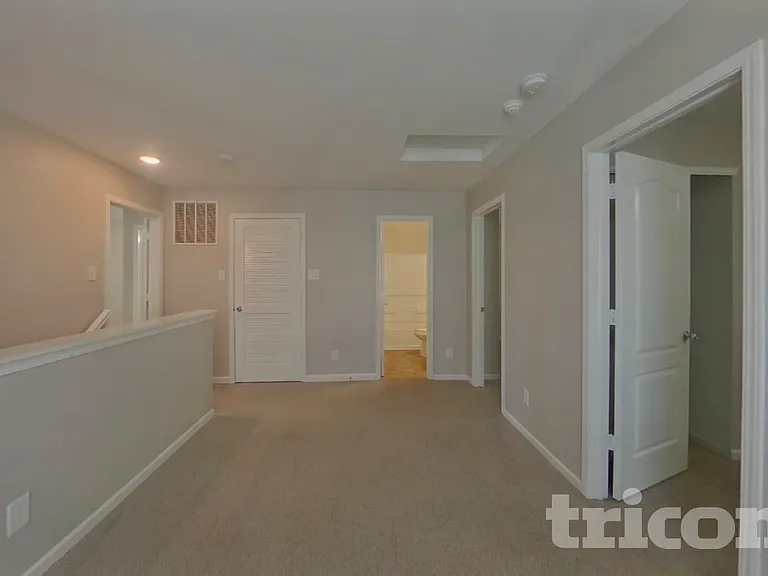 1117 Swearngan Ridge Ct — Photo 17