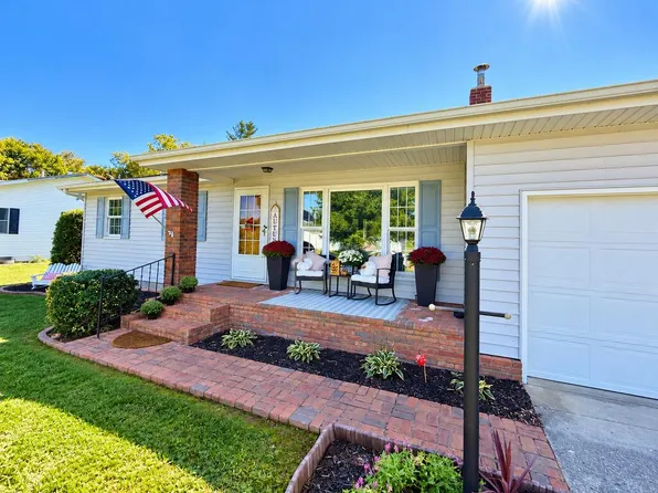 46 Maple Rd, Londonderry, OH 45647