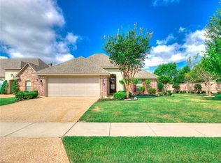 202 Gloucester Dr, Bossier City, LA 71111