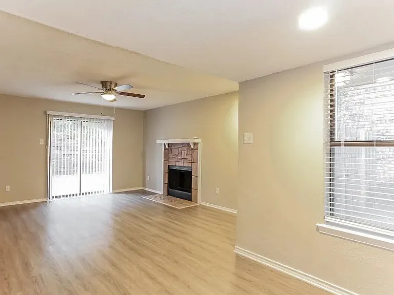 1327 High Ridge Dr #1 — Photo 2