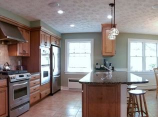 1935 Sunnyside Rd, Vermilion, OH 44089