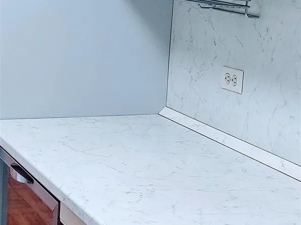 7002 Blvd East image 9 of 31