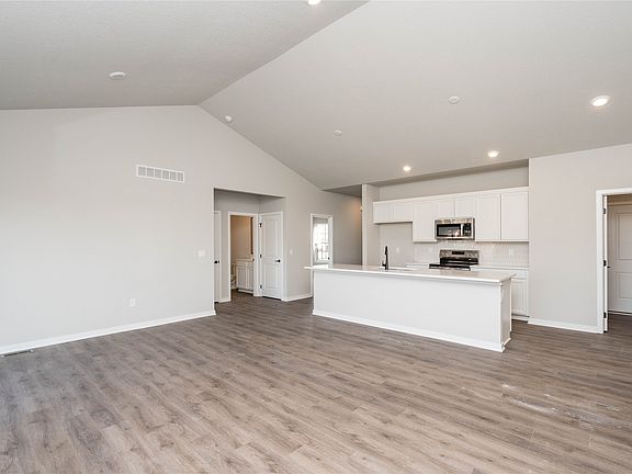 7th image of this home