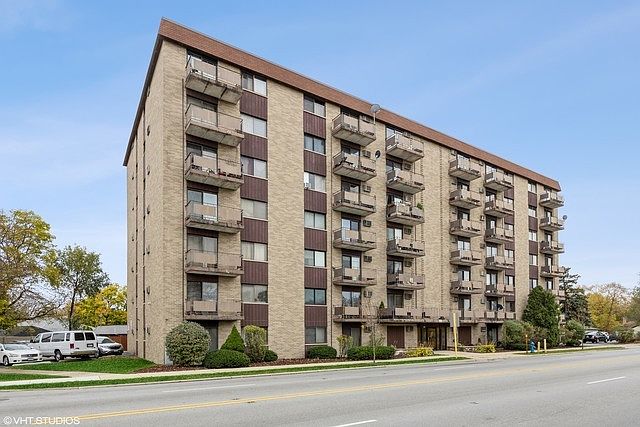 1st image of 850 Des Plaines Ave APT 504