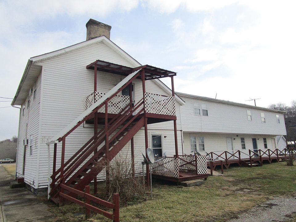 1st image of 609 E Main St APT 3