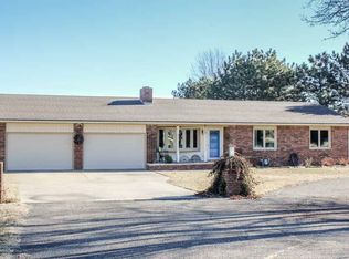 3110 Cathlinda Dr, Winfield, KS 67156