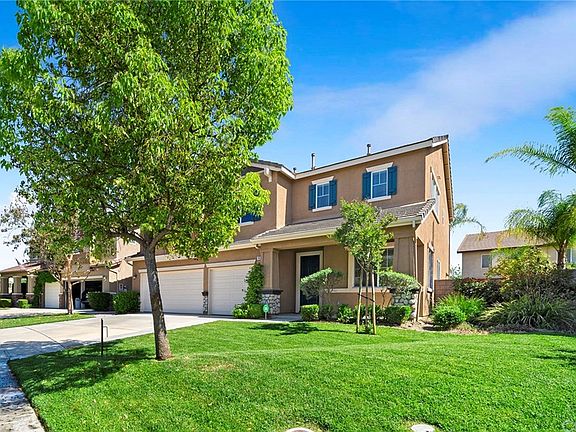 3rd image of 38210 Camarada Ln