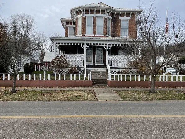 906 4th Ave, Gallipolis, OH 45631