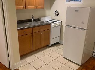 3526 Grove Ave APT 1, Richmond, VA 23221