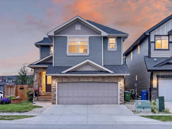 546 S Sherwood Blvd NW, Calgary, AB T3R 0R7