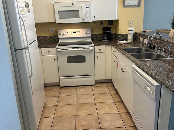 5th image of 9900 Thomas Dr Unit 1227