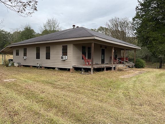 4th image of 4228 Center Ridge Rd