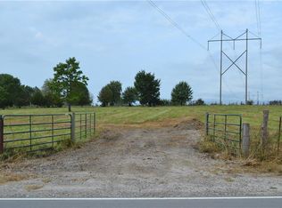 319 Old Kc Rd, Paola, KS 66071