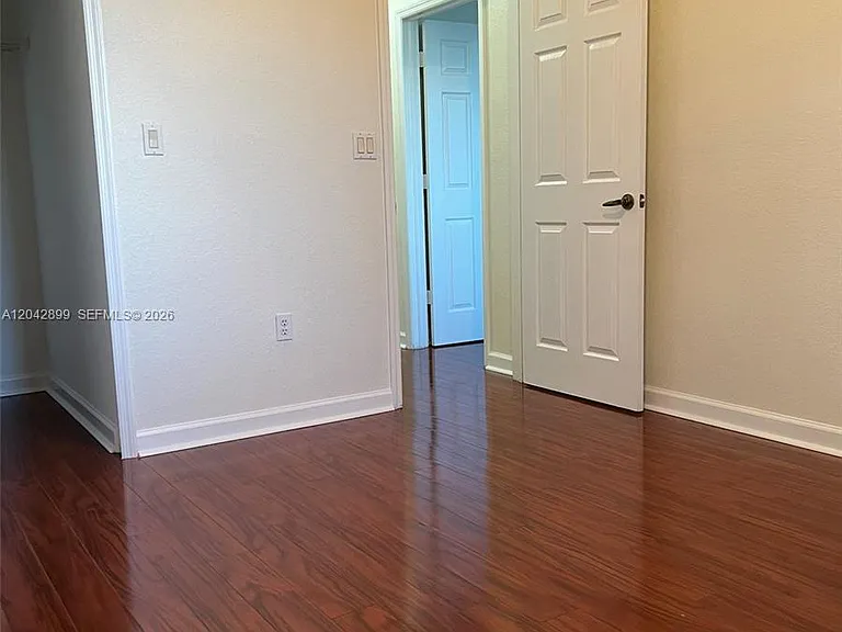 10861 NW 85th Ter — Photo 12