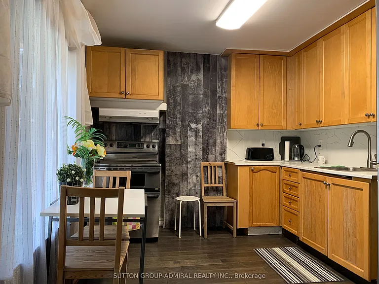 49 Arcadian Cir — Photo 3