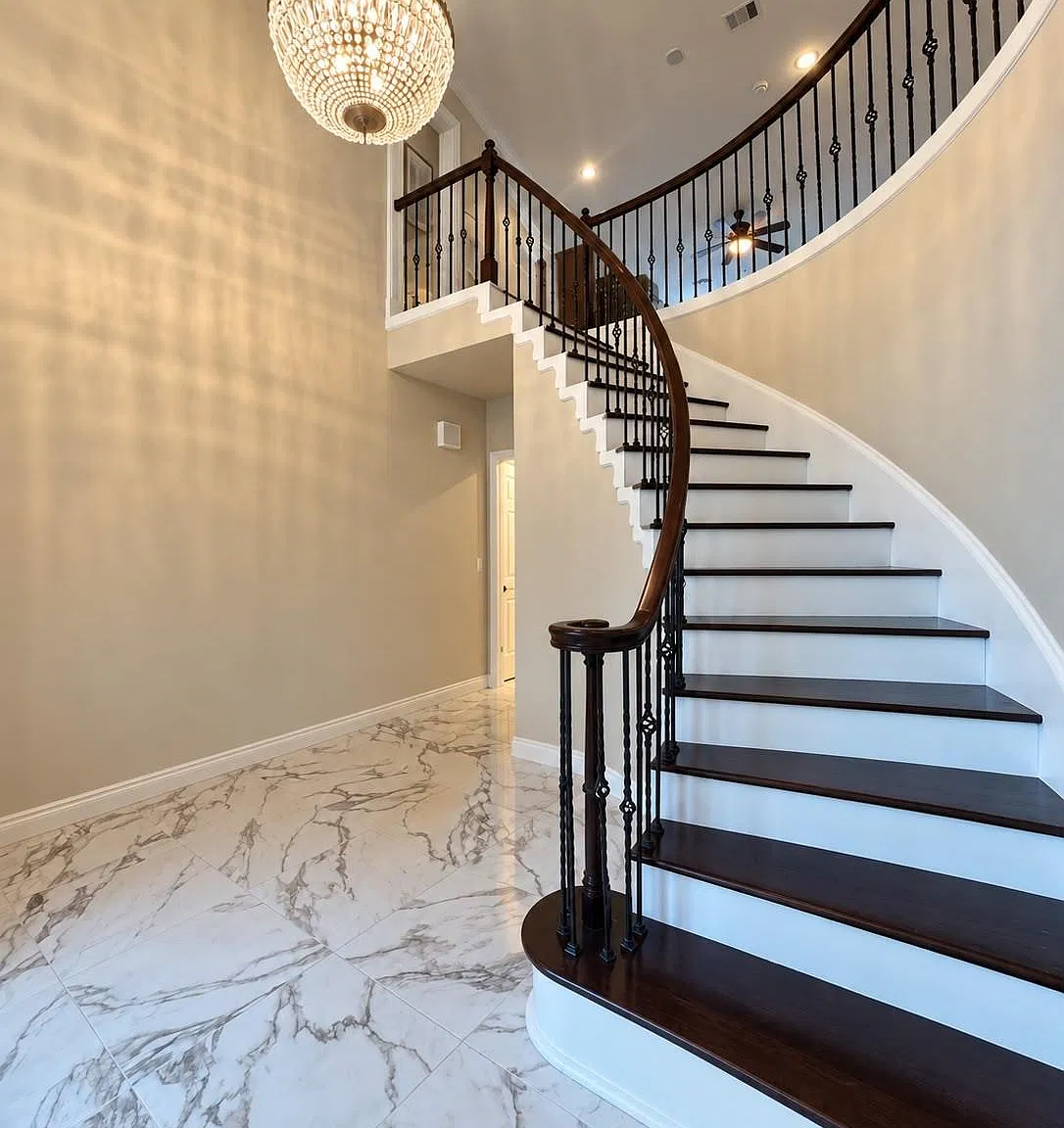 5 bed, 4.5 bath, 3819 sqft, $4,175 — Photo 3