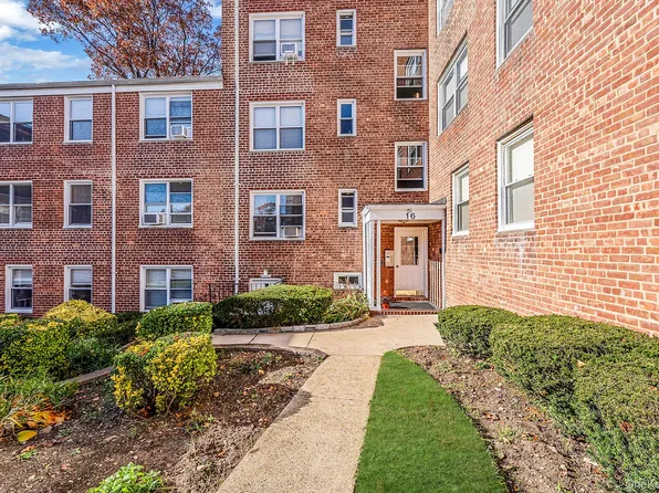 16 Edwards Street #3G, Roslyn Heights, NY 11577