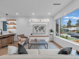 2715 Cheyenne Ave, Vancouver, BC V5R 4R5