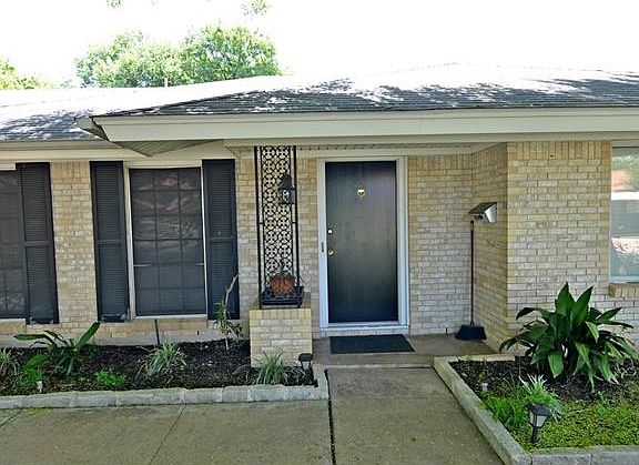 2nd image of 8107 Parkdale Dr