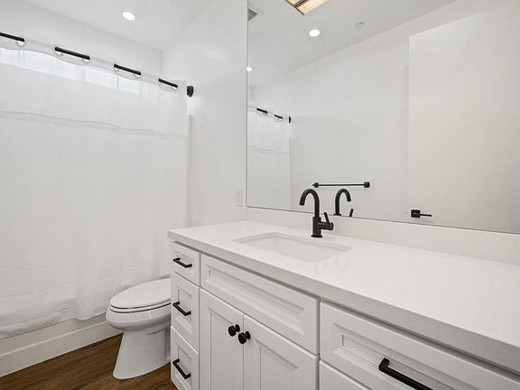 5th image of 2815 Preece St