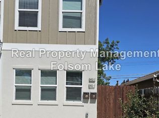 5431-2 Bradford Dr, Sacramento, CA 95820