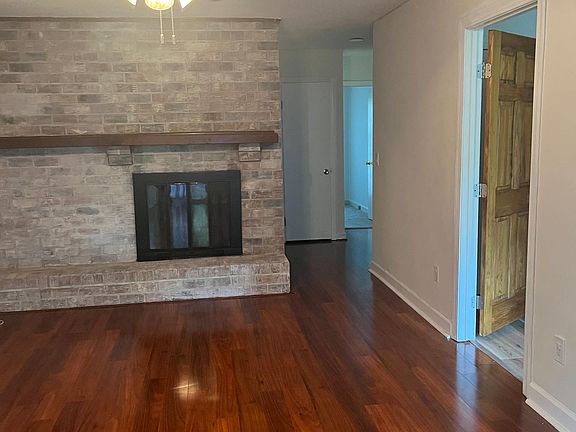 5th image of 100 Harlesden Ln