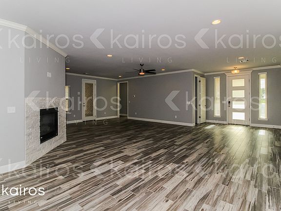 3rd image of 7901 Zoe Dr